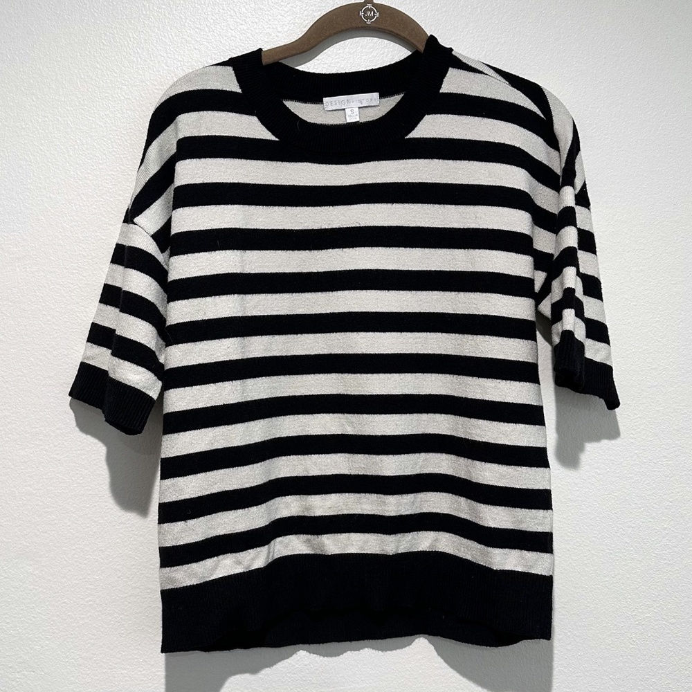 Design Story Short Sleeve Striped Sweater Size Small